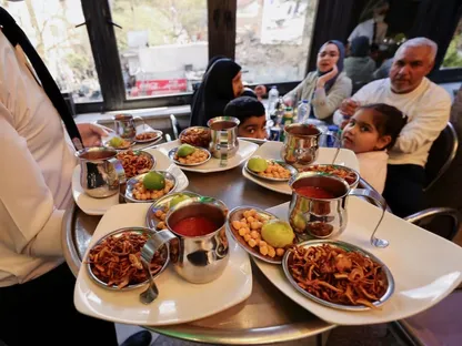 طبق الكشري يحصد اعتراف منظمة اليونسكو كجزء من تراث مصر الثقافي غير المادي. القاهرة، 9 ديسمبر 2025. - Reuters