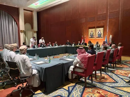 توقيع اتفاق بين الحكومة اليمنية المعترف بها دولياً ووفد الحوثيين لتبادل الأسرى والمحتجزين، مسقط، 23 ديسمبر 2025 - OSESGY