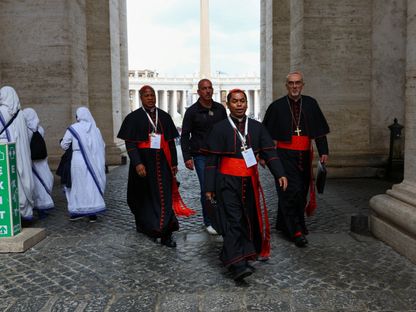 قبل انعقاد المجمع المغلق لانتخاب البابا القادم في روما بإيطاليا. 5 مايو 2025 - REUTERS