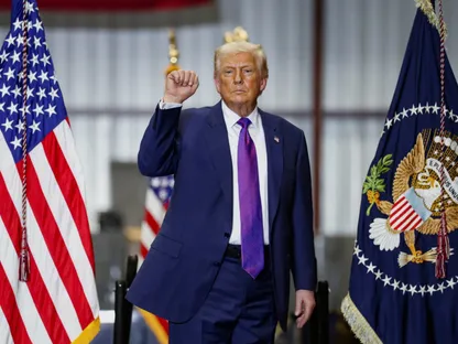 تحركات في الكونجرس لتقييد صلاحيات ترمب بشأن شن عمل عسكري محتمل ضد إيران