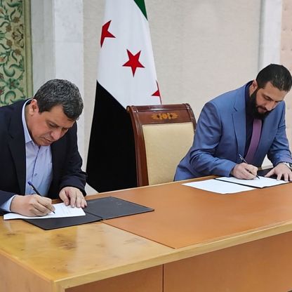 اتفاق الشرع–عبدي يتجمد.. وتصعيد عسكري يهدد بتفجر جبهة جديدة