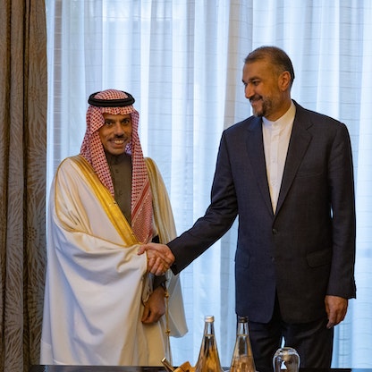 الرياض وطهران تتطلعان إلى "مزيد من الآفاق الإيجابية للعلاقات"