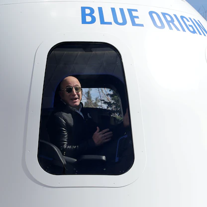 "بلو أوريجين" تعارض ناسا في اختيار "سبيس إكس" لمهمة القمر