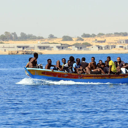 غرق 20 مهاجراً ألقاهم مهربون في البحر أمام سواحل جيبوتي