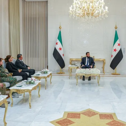 الرئيس السوري يستقبل مظلوم عبدي بعد إعلان حل "قسد" واندماجها في مؤسسات الدولة
