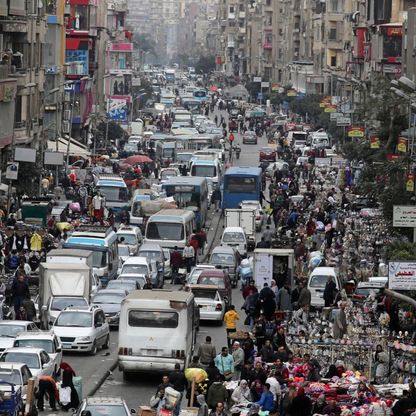 مصر تسجل أقل معدل نمو سكاني في 50 عاماً.. الدلالات والأسباب