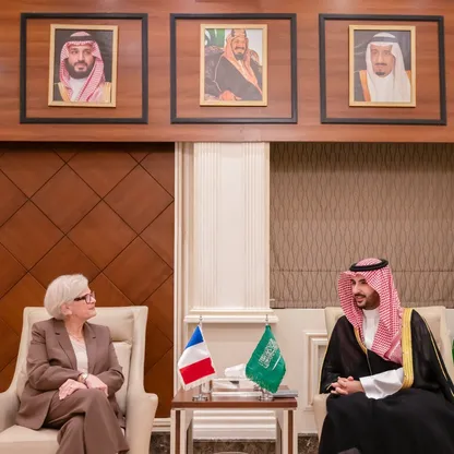 السعودية وفرنسا تبحثان سبل تعزيز العلاقات في المجال الدفاعي
