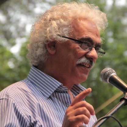 رحيل الشاعر زكريا محمد رائد التراث الميثولوجي في فلسطين