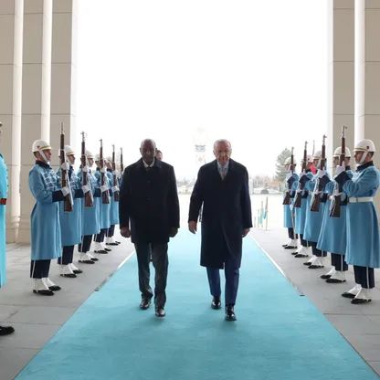 أردوغان يستقبل البرهان في تركيا.. واتفاق على ضرورة وقف الجرائم ضد الشعب السوداني