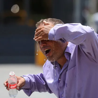 إيران.. موجة حر شديدة تجبر السلطات على إغلاق مؤسسات عامة وبنوك