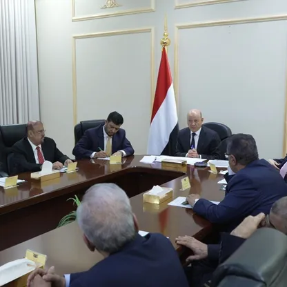 اليمن.. رئيس مجلس القيادة يطلب من تحالف دعم الشرعية حماية المدنيين في حضرموت