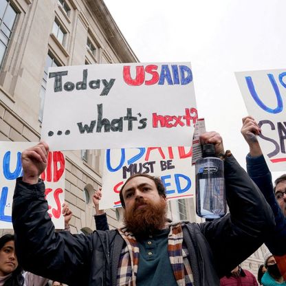 "فراغ تملأه روسيا والصين".. 700 دبلوماسي أميركي يحتجون في خطاب لروبيو على تفكيك USAID