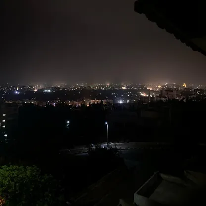 بعد انقطاع عام للتيار.. عودة الكهرباء في 3 محافظات سورية