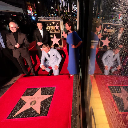 بعد وداع "جيمس بوند".. دانيال كريج ينضم إلى ممر المشاهير بهوليوود