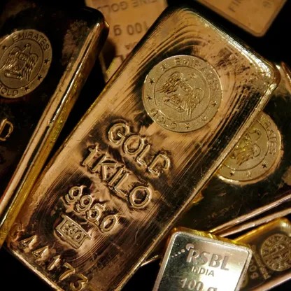 سعر الذهب يتراجع لليوم الثالث ويقترب من أدنى مستوى في 7 أشهر