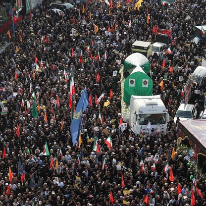 ترمب وإيران.. حرب تصريحات تعزز الغموض بشأن المفاوضات النووية