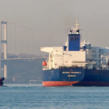 شركات تكرير هندية تعلق طلبات النفط الروسي بعد العقوبات الأميركية والأوروبية