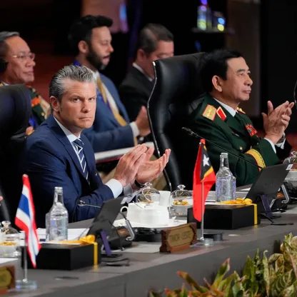 هيجسيث بعد يوم من لقاء نظيره الصيني: مستعدون للمساعدة في مواجهة "عدوان" بكين