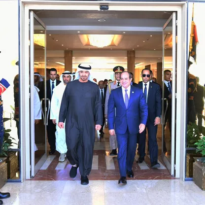 السيسي ومحمد بن زايد يؤكدان دعم مبادرة ترمب لوقف الحرب على غزة