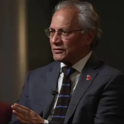 رئيس هيئة الإذاعة البريطانية يعتذر عن "خطأ" في طريقة تحرير "خطاب ترمب"