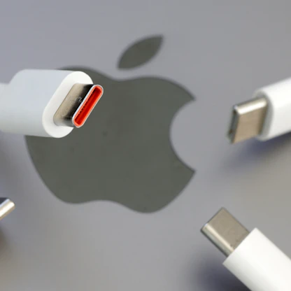 هل سيحفز منفذ USB-C جمهور أندرويد على شراء آيفون 15؟