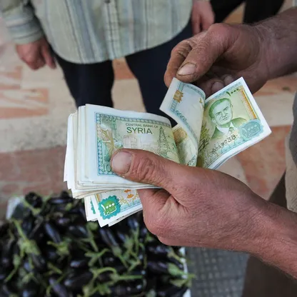 رامي مخلوف يهاجم السلطات السورية مجدداً ويشرح آلية تهرّبه من العقوبات