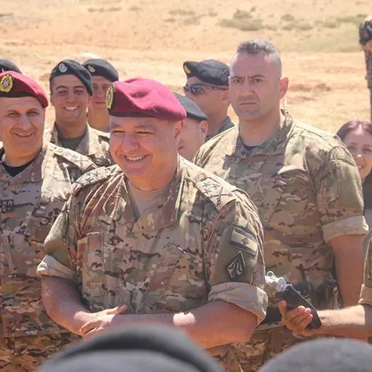 وسط تصاعد الأزمات.. برلمان لبنان يمدد ولاية قائد الجيش عاماً