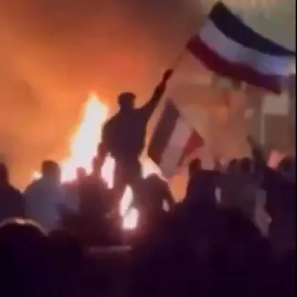 احتجاجات إيران تتصاعد.. والجيش يتعهد بحماية الممتلكات العامة "تحت قيادة خامنئي"