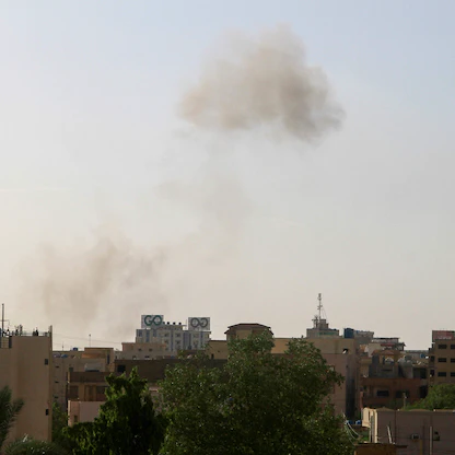 اشتباكات عنيفة في الخرطوم وانقطاع الاتصالات والإنترنت بولايات عدّة