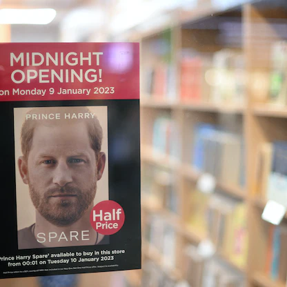 بيع 400 ألف نسخة من مذكرات الأمير هاري خلال يوم في بريطانيا