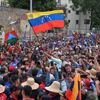 فنزويلا.. أرض النفط والثروات الطبيعية تواجه "مصيراً مجهولاً"