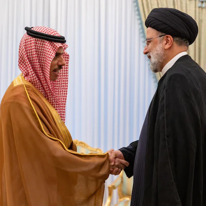 رسائل فيصل بن فرحان من إيران: احترام السيادة ورفض أسلحة الدمار الشامل