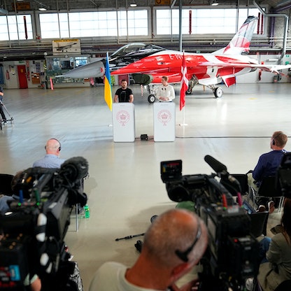 هولندا والدنمارك تعلنان التزامهما بتسليم مقاتلات F-16 لأوكرانيا