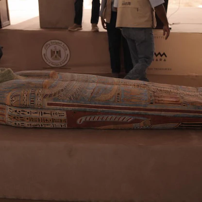 مصر.. اكتشاف ورشتي تحنيط ومقبرتين فرعونيتين في الجيزة