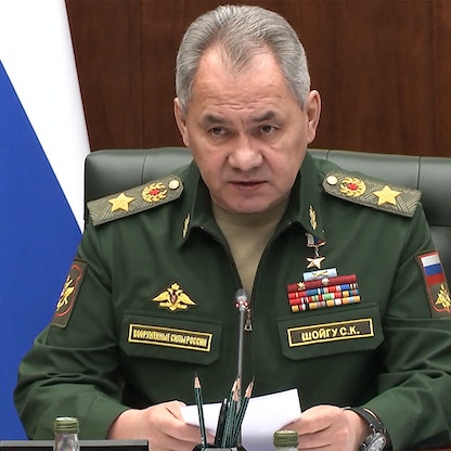 وزير الدفاع الروسي يبحث الميزانية العسكرية في أول ظهور منذ أسبوعين