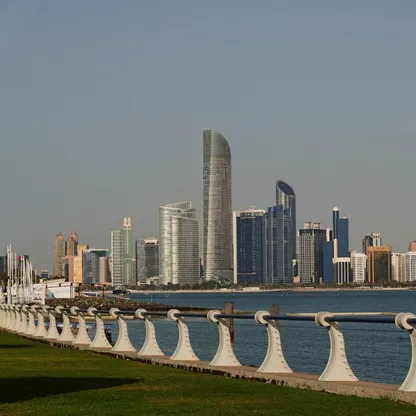 الإمارات تعلن التعامل مع عطل فني نتج عنه رسائل إنذار غير صحيحة