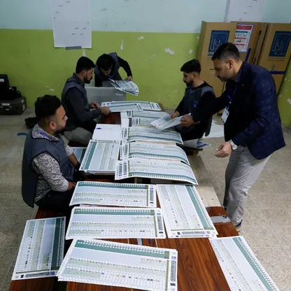 العراق.. المفوضية العليا: 55% نسبة المشاركة بالتصويت في الانتخابات البرلمانية