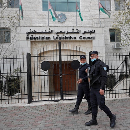 بزيارة البرغوثي في سجنه.. فتح تبدأ توحيد جهودها استعداداً للانتخابات الفلسطينية