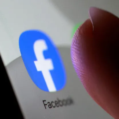 ليشبه تيك توك.. واجهة فيسبوك تختبر التحول بالكامل نحو الفيديو