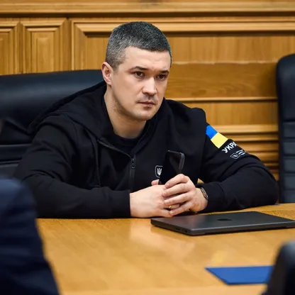 زيلينسكي يقترح تعيين النائب الأول لرئيس الوزراء فيدوروف وزيراً جديداً للدفاع