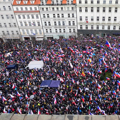 التشيك.. متظاهرون يطالبون بإنهاء الدعم العسكري لأوكرانيا