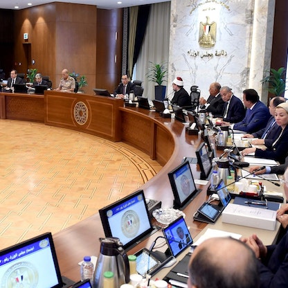 مصر تجمع 1.9 مليار دولار من خصخصة شركات حكومية
