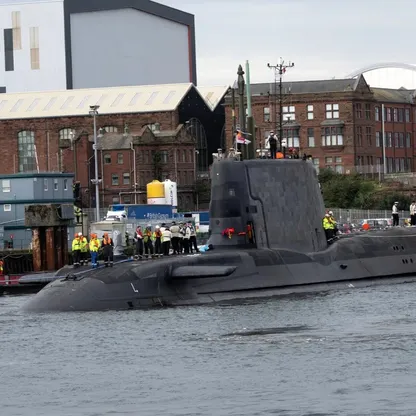 HMS Agamemnon.. بدء اختبار أحدث غواصات بريطانيا النووية الهجومية