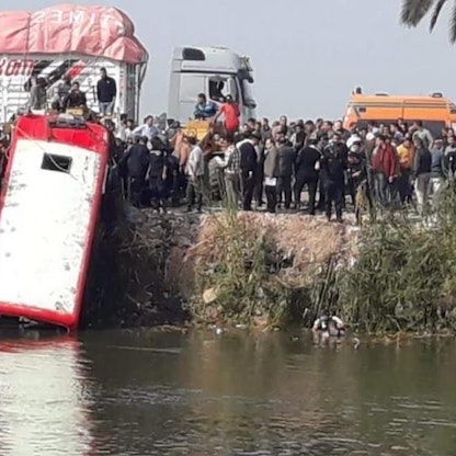 ضحايا بانقلاب حافلة في مصر.. والنيابة تأمر بحبس السائق