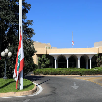 لبنان يتجه لترسيم حدوده البحرية مع سوريا وقبرص