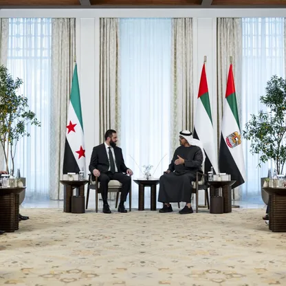 الشيخ محمد بن زايد يؤكد للشرع دعم الإمارات لسوريا في المرحلة الانتقالية