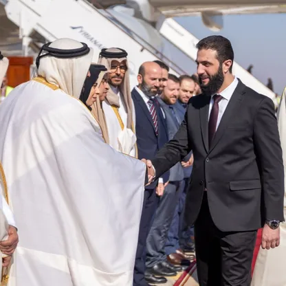 أمير قطر أول زوار الرئيس الشرع في دمشق