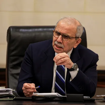 رئيس وزراء لبنان: لا نسعى لمواجهة مع "حزب الله" ولن نرضخ للابتزاز