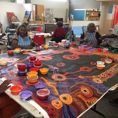 أستراليا تحقق بتدخل "عنصري" في فنون السكان الأصليين