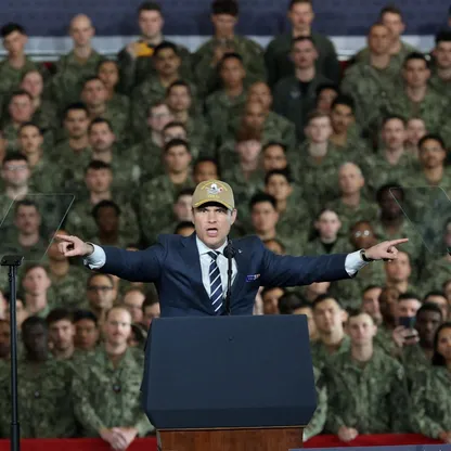 وزير الدفاع الأميركي يقيد تواصل المسؤولين العسكريين مع الكونجرس بشأن ضربات الكاريبي